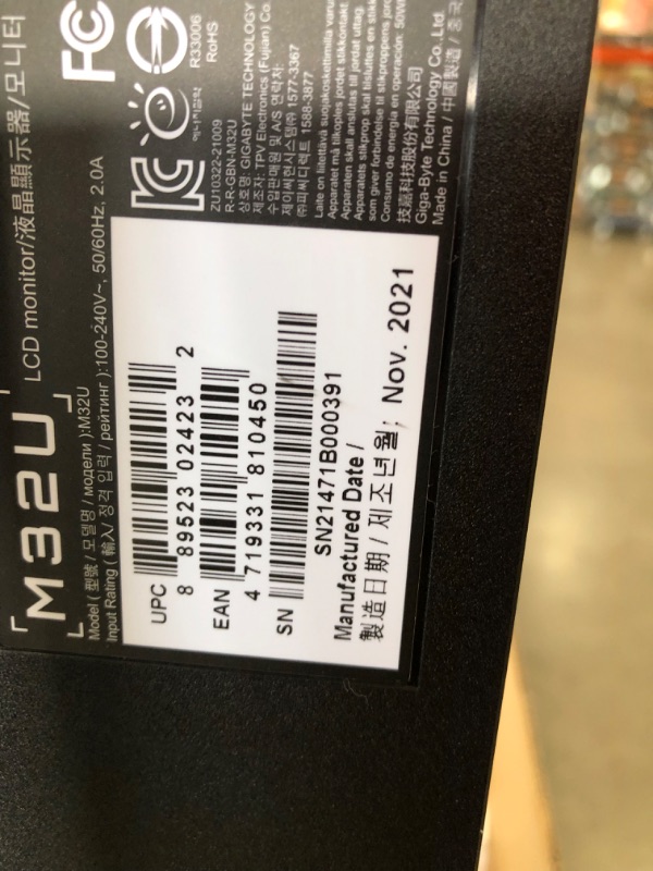 Photo 1 of GIGABYTE M32U 32" 144Hz 4K FreeSync Compatible Gaming Monitor, SS IPS, 3840x2160 Display, 1ms Response Time (MPRT), 1x Display Port 1.4, 2x HDMI 2.1, 3x USB 3.0, 1x USB Type C