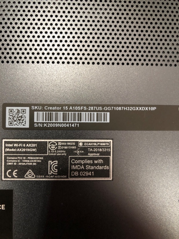 Photo 9 of MSI Creator 15 Professional Laptop: 15.6" 4K UHD Ultra-Thin Bezel Display, Intel Core i7-10875H, GeForce RTX 2070 Super, 32GB RAM, 1TB NVMe SSD, Thunderbolt 3, 100% Adobe RGB, Win10 PRO (A10SFS-287)