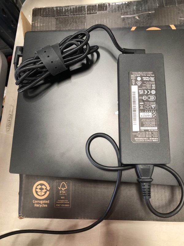 Photo 1 of Razer Blade 17 Gaming Laptop: NVIDIA GeForce RTX 3070 - 11th Gen Intel 8-Core i7 CPU - 17.3" QHD 240Hz - 16GB RAM - 1TB SSD - Chroma RGB - Thunderbolt 3 - SD Card Reader