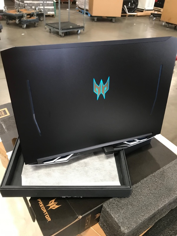 Photo 8 of Acer Predator Helios 300 PH315-54-760S Gaming Laptop | Intel i7-11800H | NVIDIA GeForce RTX 3060 Laptop GPU | 15.6" Full HD 144Hz 3ms IPS Display | 16GB DDR4 | 512GB SSD | Killer WiFi 6 | RGB Keyboard
