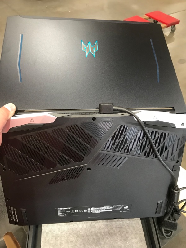 Photo 2 of Acer Predator Helios 300 PH315-54-760S Gaming Laptop | Intel i7-11800H | NVIDIA GeForce RTX 3060 Laptop GPU | 15.6" Full HD 144Hz 3ms IPS Display | 16GB DDR4 | 512GB SSD | Killer WiFi 6 | RGB Keyboard
