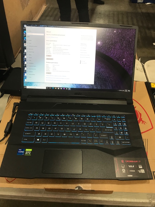 Photo 6 of MSI Crosshair17 17.3" 144Hz FHD Gaming Laptop Intel Core i7-11800H RTX3060 16GB 512GBNVMe SSD Win10
