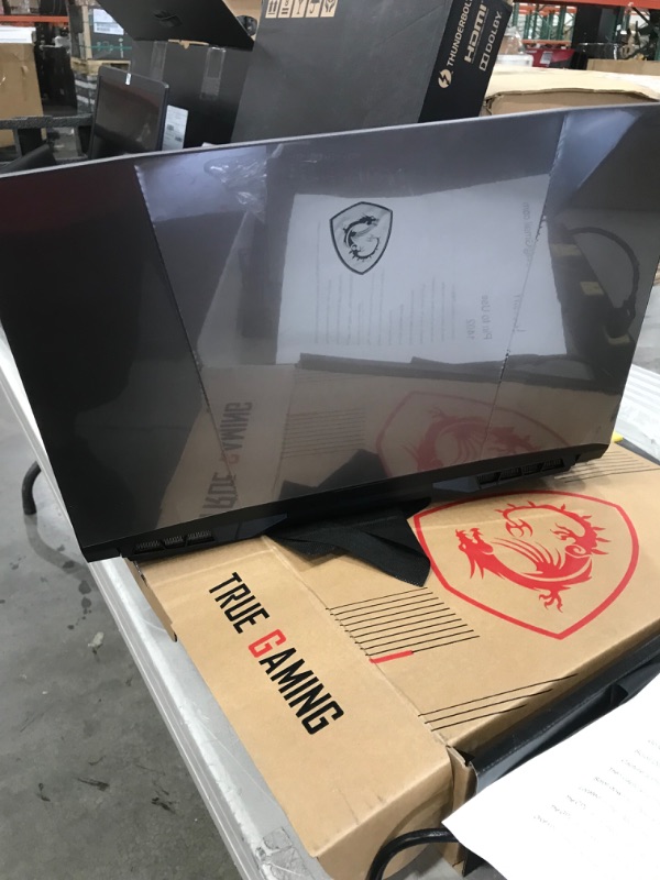 Photo 4 of MSI Crosshair17 17.3" 144Hz FHD Gaming Laptop Intel Core i7-11800H RTX3060 16GB 512GBNVMe SSD Win10
