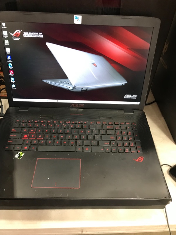 Photo 2 of ASUS ROG GL752VW-DH71 17.3-inch Gaming Laptop (Intel i7 2.6GHz, 16GB DDR4 RAM, 1TB HDD, GTX960M 2GB Graphic Card, Windows 10),Metallic
