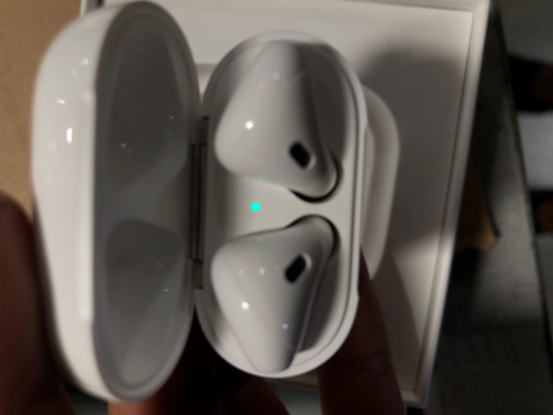 Photo 5 of Apple AirPods True Wireless Bluetooth Headphones (2nd Generation) with Charging Case

