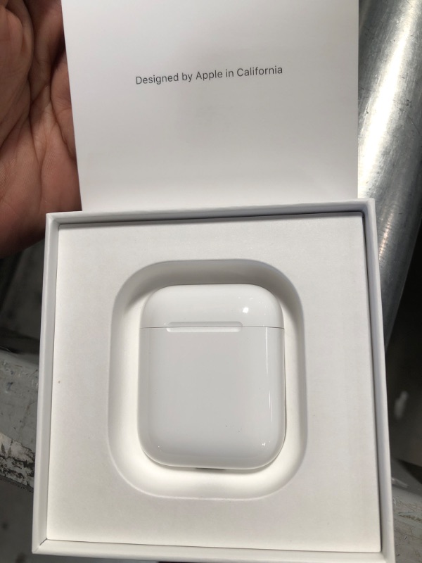 Photo 8 of Apple AirPods True Wireless Bluetooth Headphones (2nd Generation) with Charging Case

