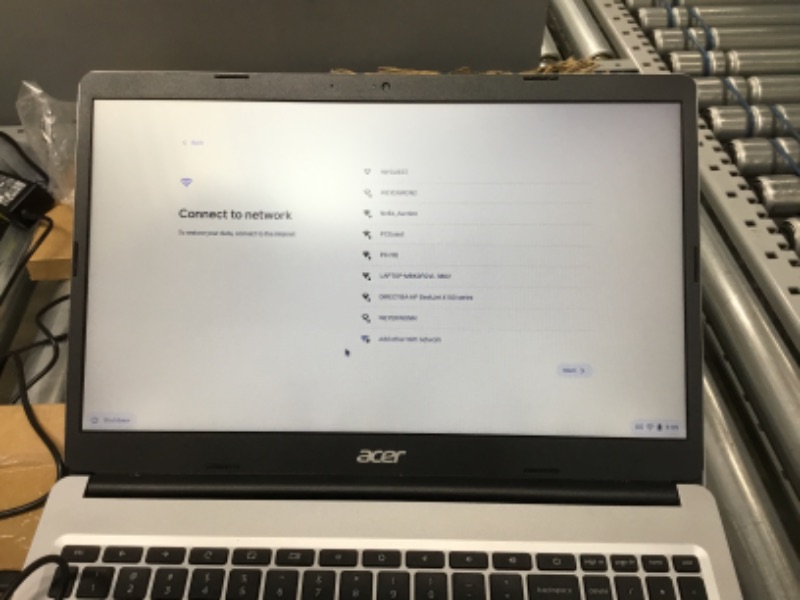 Photo 3 of Acer Chromebook 315 15.6" HD Intel N4000 4GB RAM 32GB eMMC Webcam BT Chrome OS + Protective Sleeve, Silver (NX.HKBAA.002)
