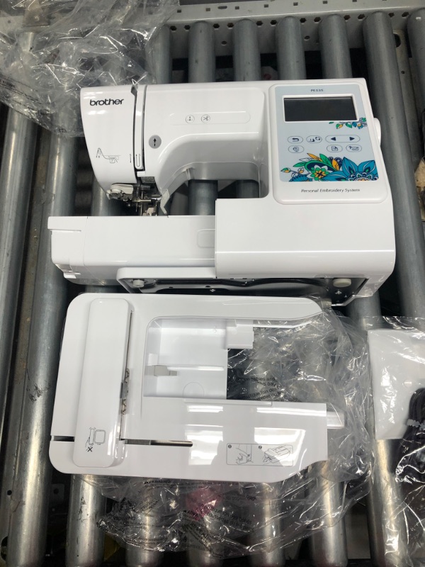 Photo 3 of Brother 4" X 4" Embroidery Machine with Large Color Touch LCD Screen - Automatic Threading
