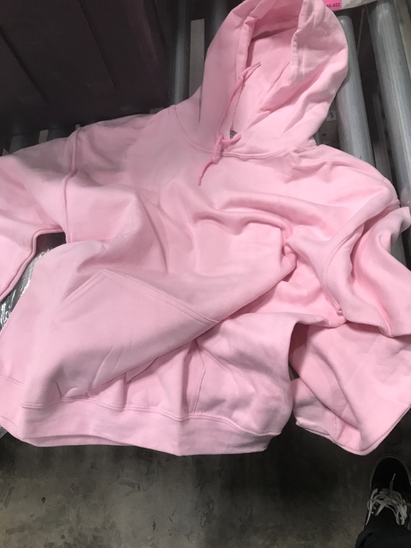 Photo 2 of Gildan Mens Heavy Blend Hooded Sweatshirt light pink size large 
