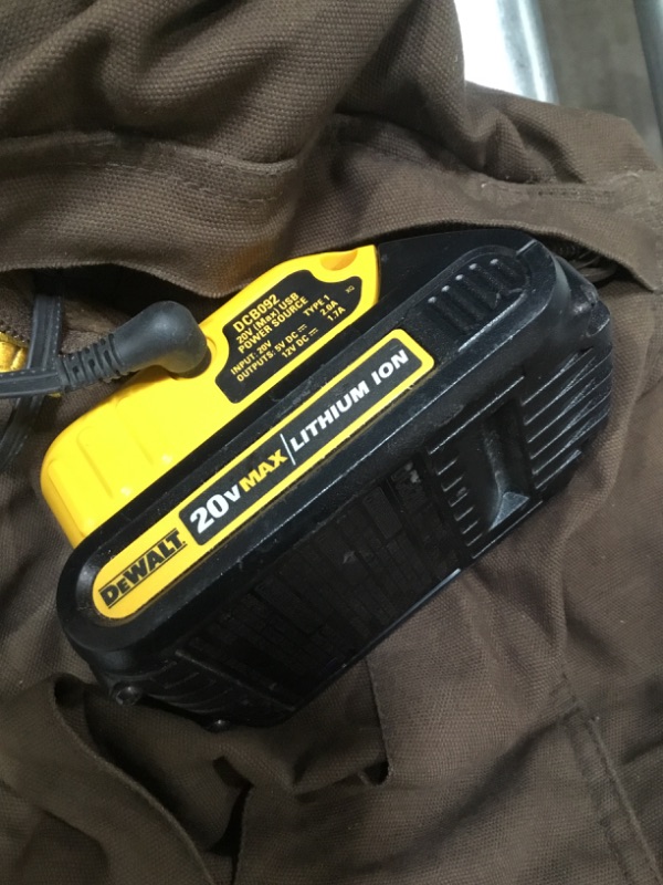 Photo 4 of DEWALT
Men's XXLarge Heavy Duty 20-Volt MAX XR Lithium-Ion Tobacco Jacket Kit with 2.0 Ah Battery and Charger