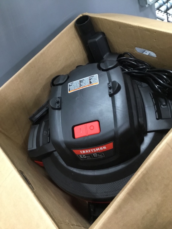 Photo 3 of Craftsman Cmxevbe17594 Corded Wet/Dry Vacuum, 12 gal.