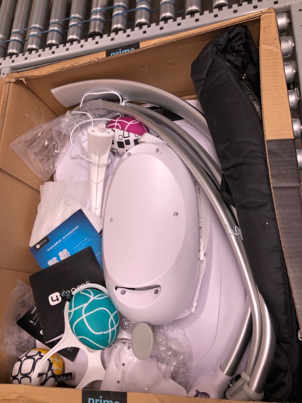 Photo 1 of 4moms mamaRoo 4.0 Baby Swing, Classic Black