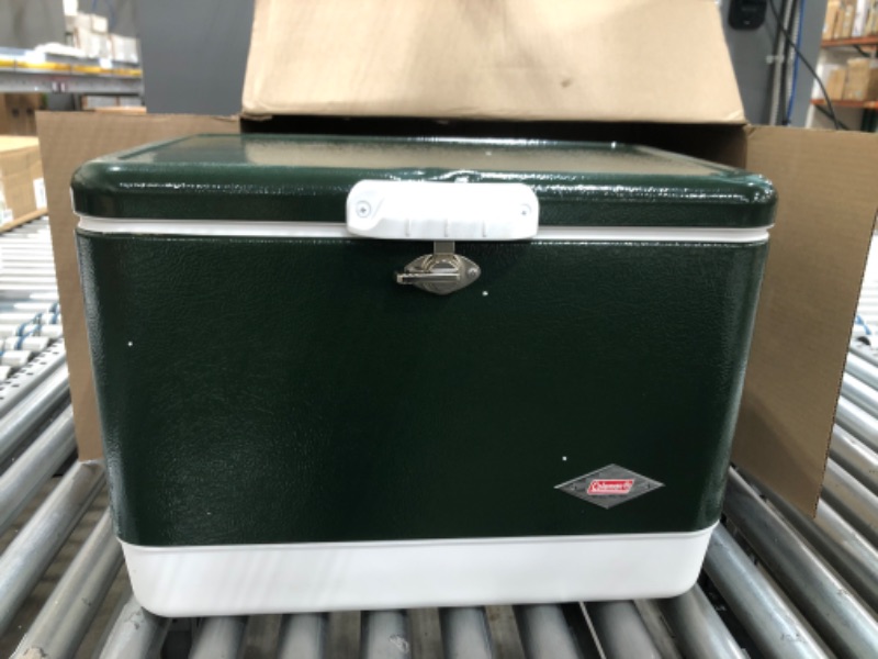 Photo 4 of ** A LITTLE DIRTY **
Coleman Cooler | Steel-Belted Cooler Keeps Ice Up to 4 Days | 54-Quart Cooler for Camping, BBQs, Tailgating & Outdoor Activities
25.5 x 17.5 x 17.25 inches
