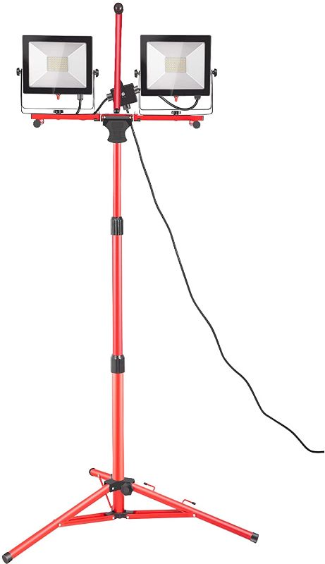 Photo 1 of ** NO SIZES PRINTED **  ** DONT KNOW THE SIZE **
VEVOR LED Work Light with Stand,  Lumen Dual-head LED Work Light with 27.6"-68.1" Adjustable and Foldable Tripod Stand, IP65 Waterproofed LED Tripod Work Light, with 5000 Kelvin Color Temperature
