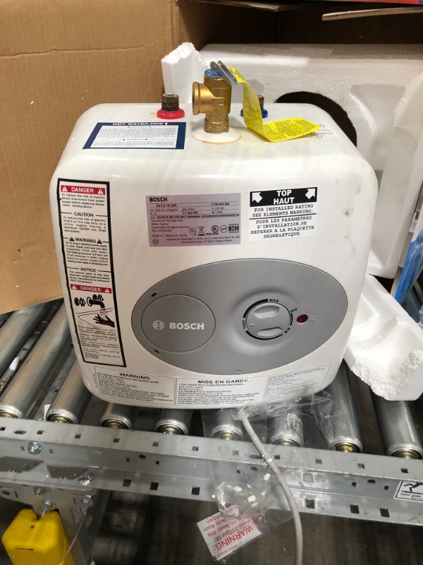 Photo 1 of Bosch Electric Mini-Tank Water Heater Tronic 3000 T 2.5-Gallon (ES2.5) - Eliminate Time for Hot Water - Shelf, Wall or Floor Mounted

