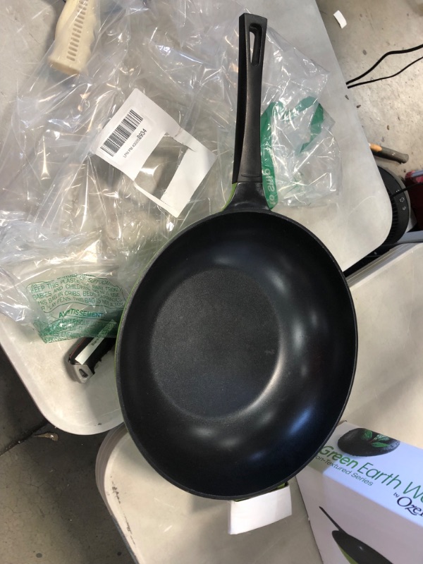 Photo 2 of 14" Green Earth Wok by Ozeri, with Smooth Ceramic Non-Stick Coating (100% PTFE and PFOA Free)