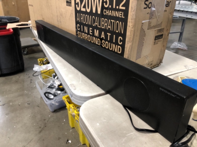 Photo 2 of LG SP9YA 5.1.2 Ch Dolby Atmos Soundbar with Wireless Subwoofer (2021)
