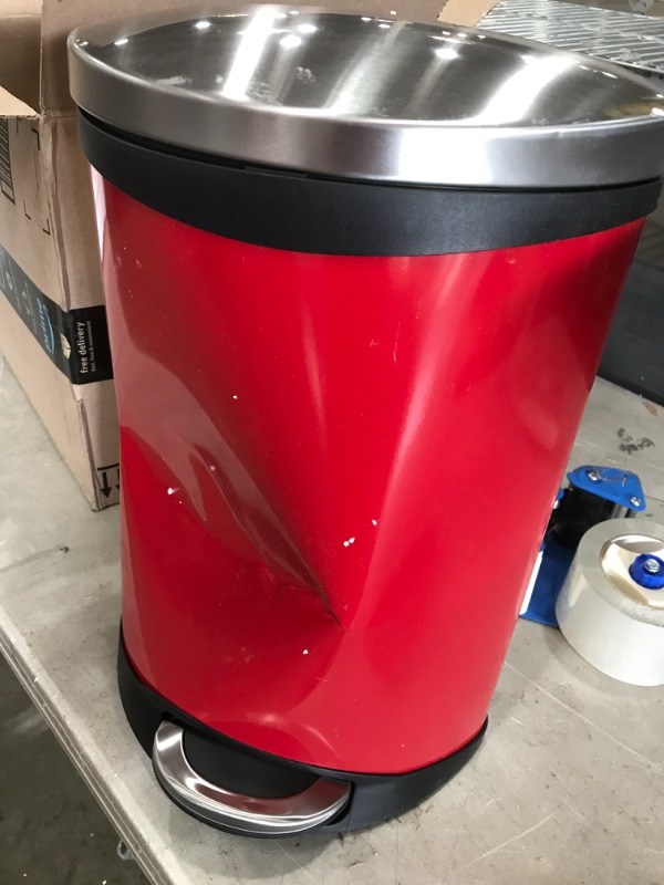 Photo 2 of (DENTED FRONT)
Safco Products 9901RD Ellipse Step-On Waste Receptacle, 3-Gallon, Red
