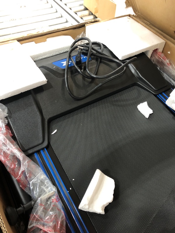 Photo 3 of XTERRA tr150 folding treadmill black
