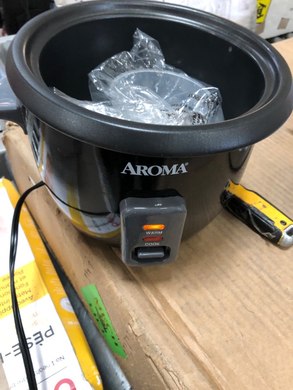 Photo 2 of 6-Cup Black Rice Cooker with Removable Steam Tray