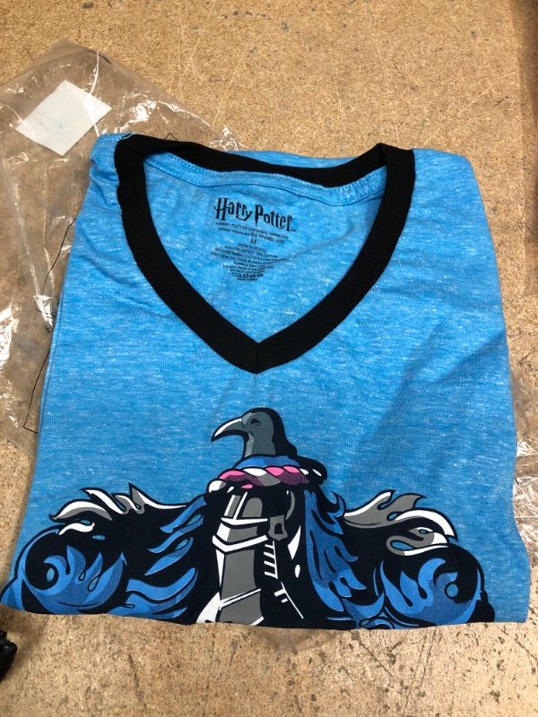 Photo 1 of Harry Potter Ravenclaw Jrs V-Neck T-Shirt- SIZE MEDIUM 