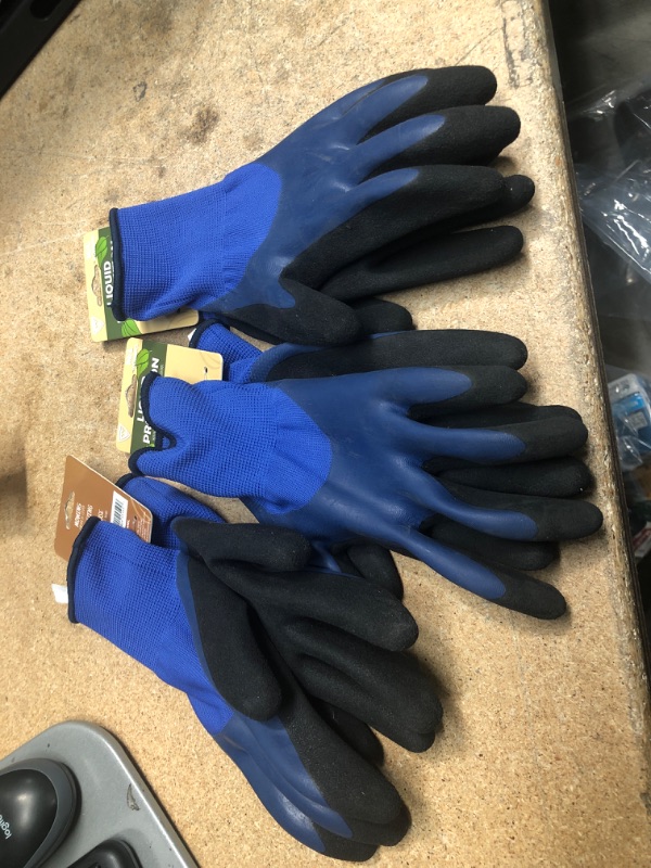 Photo 2 of *** SETS OF 3**
Women's Large Blue Double Dipped Latex Glove
