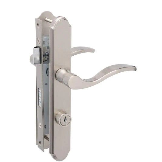 Photo 1 of **INCOMPLETE**
Satin Nickel Serenade Mortise Set Door Latch
