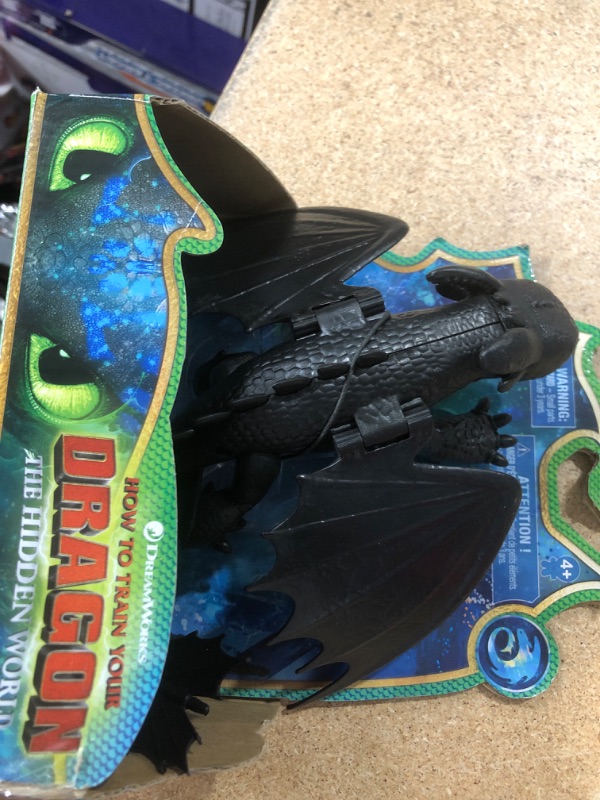 Photo 2 of DreamWorks Dragons Toothless Dragon with Moving Parts Action Figure (8.25")
