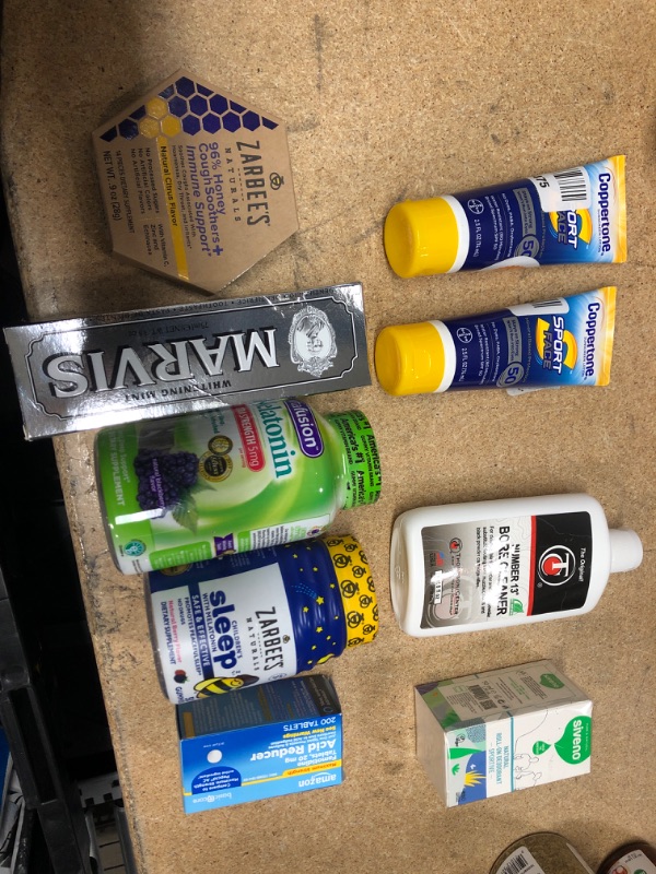 Photo 1 of **NO REFUNDS/RETURNS** BB:07/2022* -Bundle of Assorted MEDICATIONS (MELITONIN GUMMIES, IMMUNE SUPPORT, ETC.)
