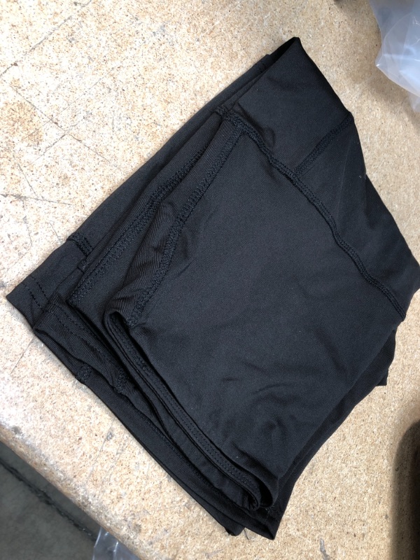 Photo 2 of USED: shen & qege maternity yoga short black size 6