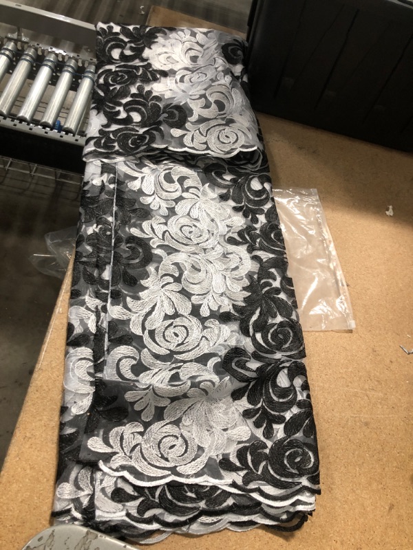 Photo 2 of pqdaysun African Lace Fabric 5 yards 2019 Nigerian Lace French Lace Fabric Embroidered and Rhinestones Guipure Cord Lace(black and white)
12.2 x 7.99 x 3.39 inches