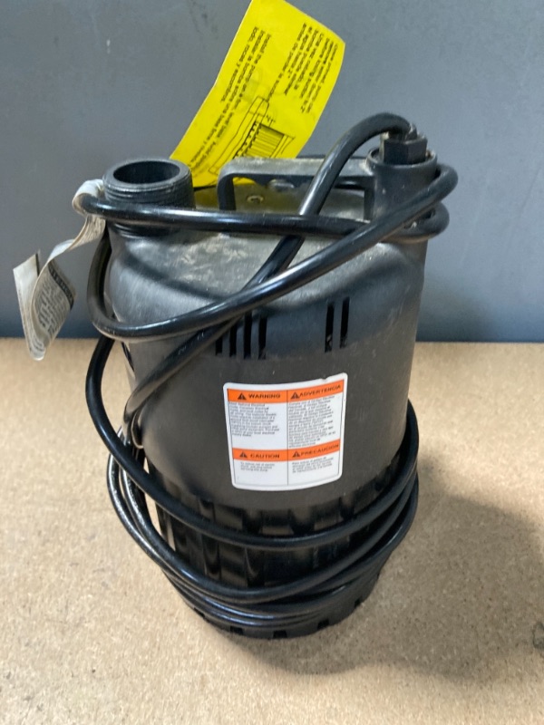 Photo 2 of Everbilt
1/2 HP Waterfall Submersible Utility Pump