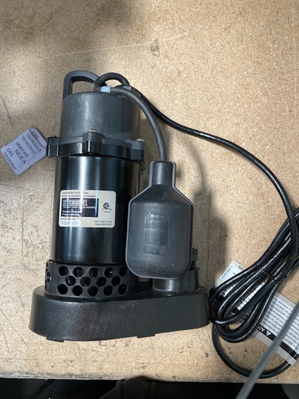 Photo 1 of Everbilt
1/4 HP Aluminum Sump Pump Tether Switch