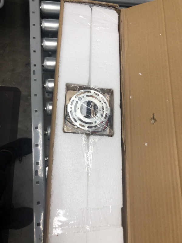Photo 1 of ***STOCK PHOTO IS FOR REFERENCE ONLY***
23" GOLD LEG VANITY LIGHT BAR