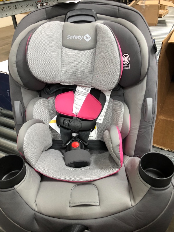 Photo 2 of Safety 1st Grow and Go All-in-1 Convertible Car Seat - Everest Pink