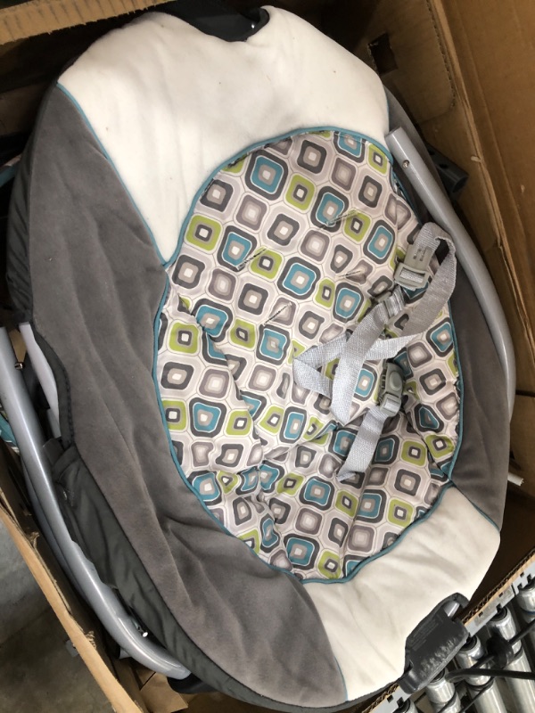 Photo 1 of Graco Glider LX Baby Swing

