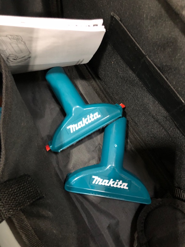 Photo 5 of 
Makita XLC07Z 18V LXT® Lithium-Ion Handheld Canister Vacuum