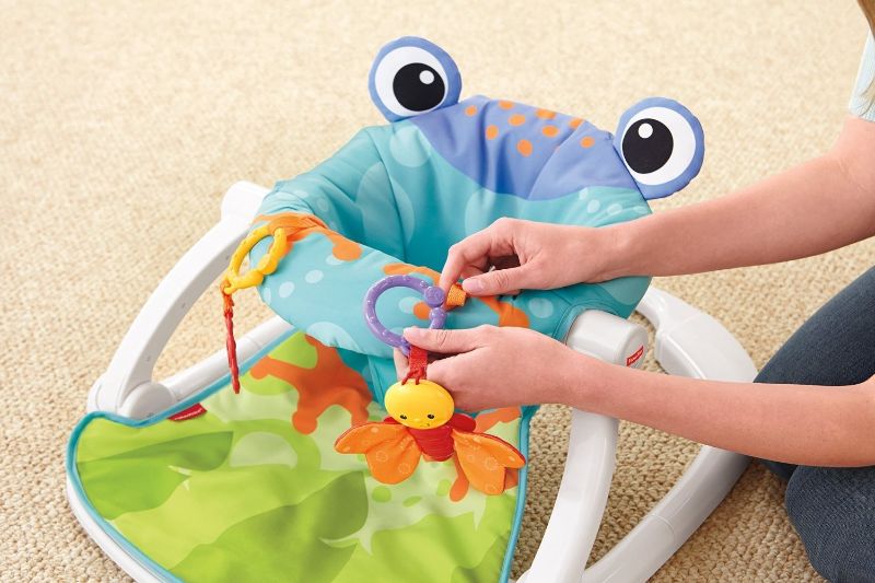 Photo 1 of Fisher Price Sit-Me-Up Seat Frog One Size
