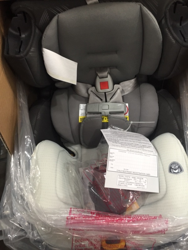 Photo 2 of Century Drive on 3-in-1 Car Seat in Metro Grey
