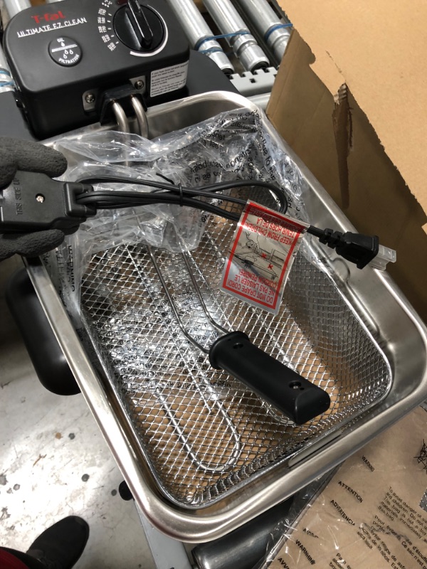 Photo 3 of *selling for parts, NO RETURNS*
T-fal Deep Fryer with Basket, Stainless Steel, Easy to Clean Deep Fryer, Oil Filtration, 2.6-Pound, Silver, Model FR8000
