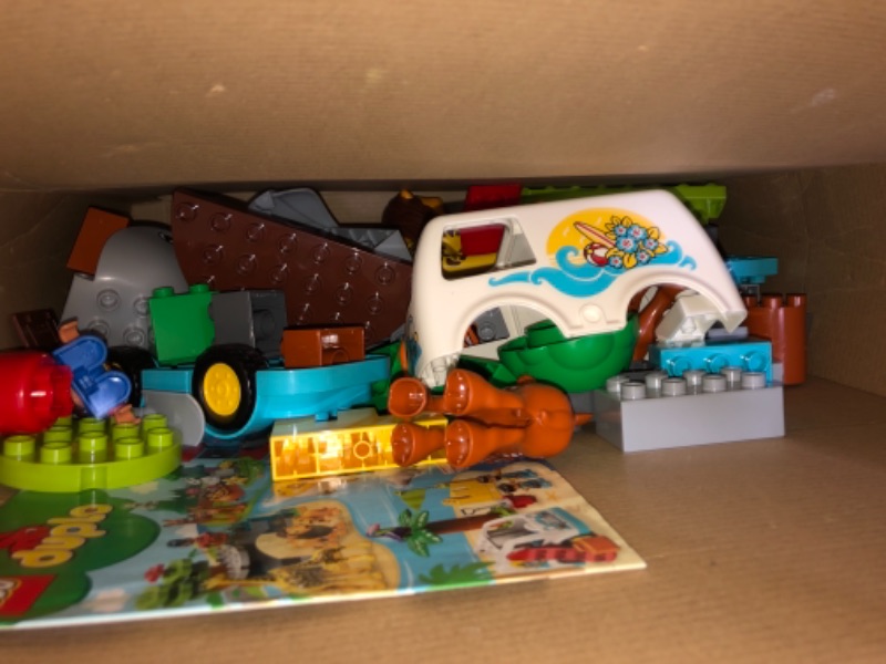 Photo 2 of LEGO DUPLO Town World Animals 10907 Exclusive Building Bricks 