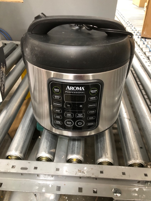 Photo 2 of Aroma Housewares ARC-5200SB 2O2O Model Rice & Grain Cooker, Sauté, Slow Cook, Steam, Stew, Oatmeal, Risotto, Soup, 20 Cup 10 Cup uncooked, Stainless Steel
