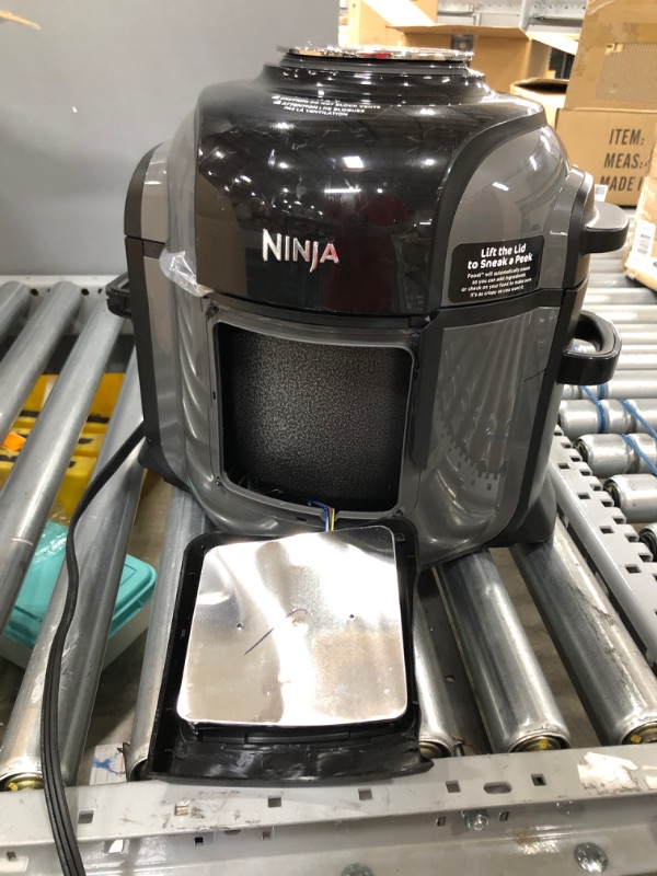 Photo 2 of Ninja FD302 Foodi 11-in-1 Pro 6.5 qt. Pressure Cooker & Air Fryer that Steams, Slow Cooks, Sears, Sautés, Dehydrates & More, with 4.6 qt. Crisper Plate, Nesting Broil Rack & Recipe Book, Silver/Black( PARTS ONLY )
