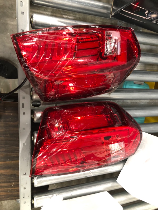 Photo 1 of NIXON OFFROAD Tail Lights, LED Taillights Assembly for 2014-2020 Toyota Tundra, Taillights Set w/ Led Sequential Turn Signals/ Brake Lights/ DRL for Tundra Pickup, Passenger & Driver Side (Red)

