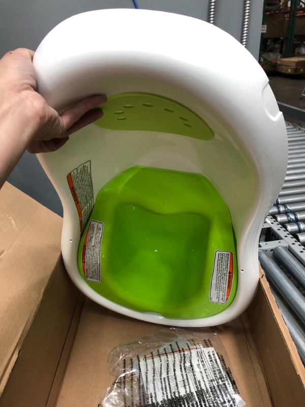 Photo 1 of Fisher Price 4 in 1 Sling 'n Seat Tub
