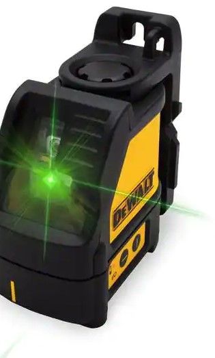 Photo 1 of ***PARTS ONLY ***165 ft. Green Self-Leveling Cross Line Laser Level with (3) AA Batteries & Case
