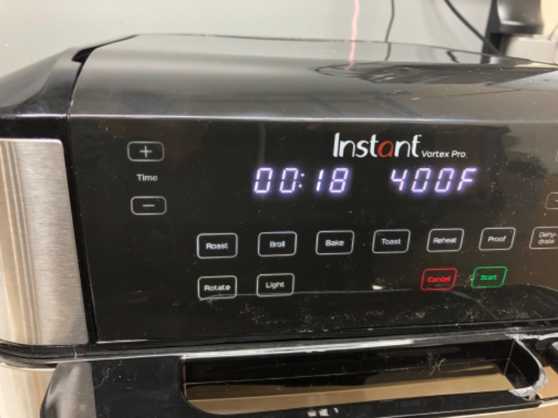 Photo 2 of DAMAGED, USED, Instant Vortex Pro 10 qt 9-in-1 Air Fryer Toaster Oven
**USED, DAMAGED, TURNS ON, LIGHT DOES NOT TURN ON**