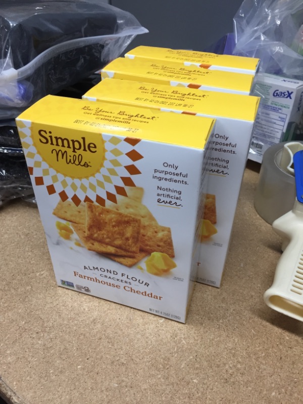 Photo 3 of 4 BOXES OF Simple Mills Almond Flour Farmhouse Cheddar Crackers, 4.25 Oz (Pack of 6) BEST BY 02/21/22
