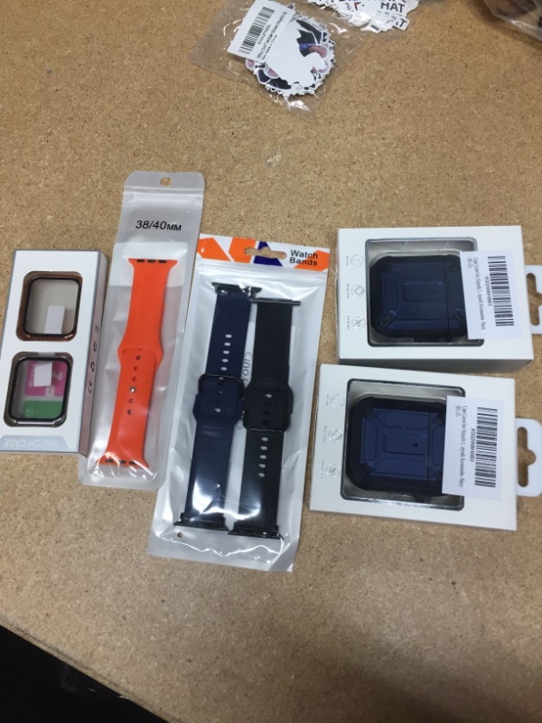 Photo 1 of BUNDLE OF PHONE ACCESSORIES
**NO RETURNS/REFUNDS, SOLD AS IS**