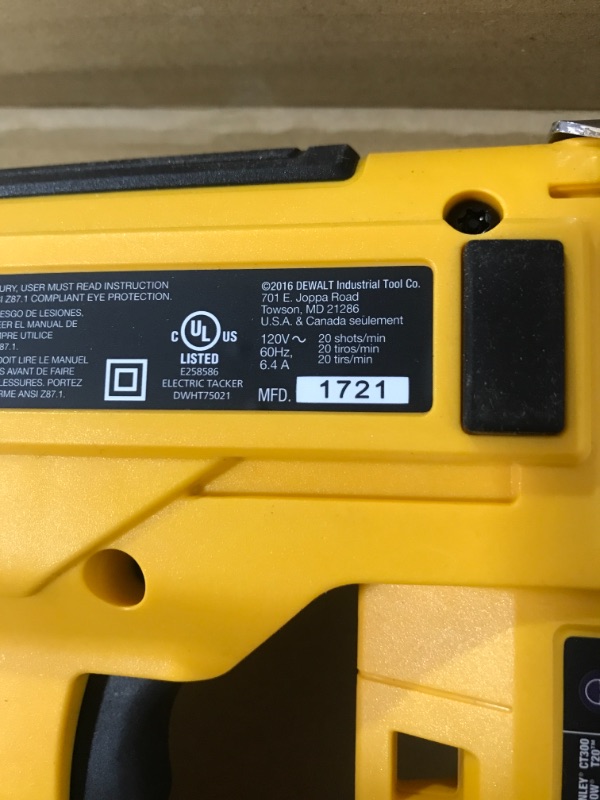 Photo 2 of **TESTED AND FUNCTIONS ** DEWALT
5-in-1 Multi-Tacker and Brad Nailer